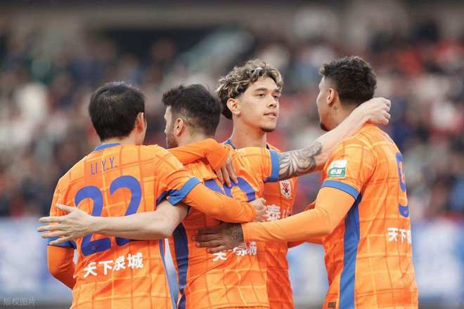 周定洋入选亚冠精英联赛最佳球员候选 中超限薪令成续约阻碍