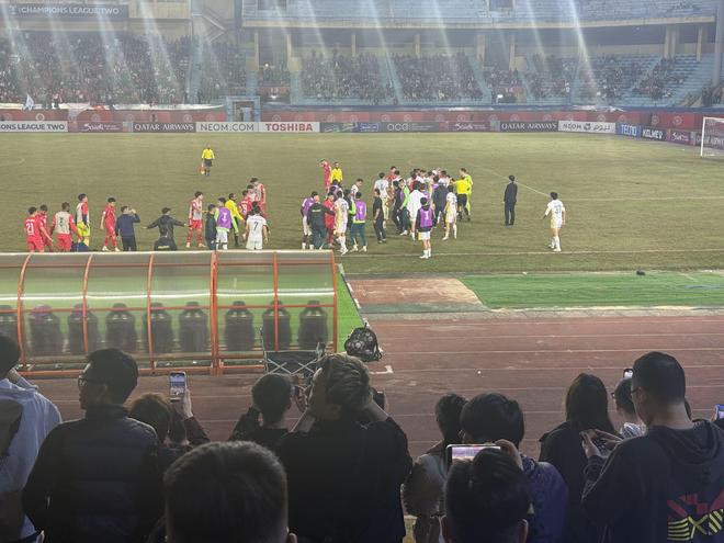 亚足联官方：曹永竞因亚冠冲突遭重罚 停赛4场并罚款1500美元