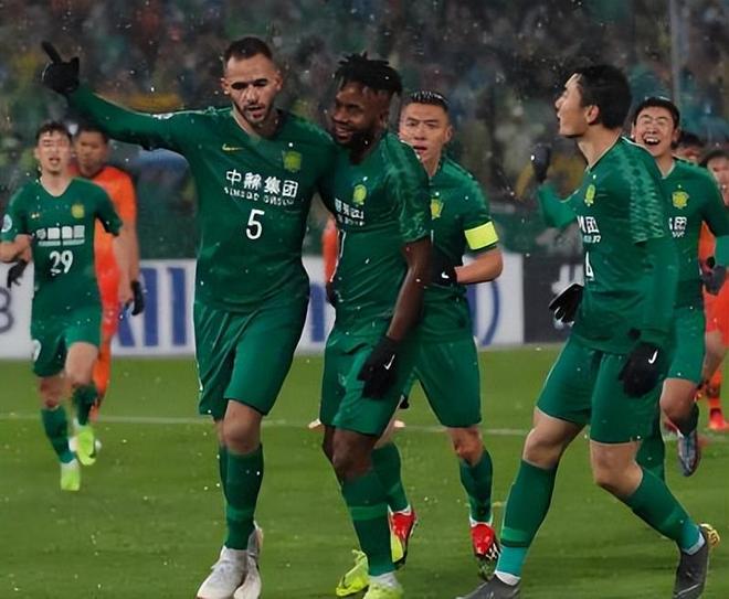 国安亚冠新援杜齐亚克来头不小：